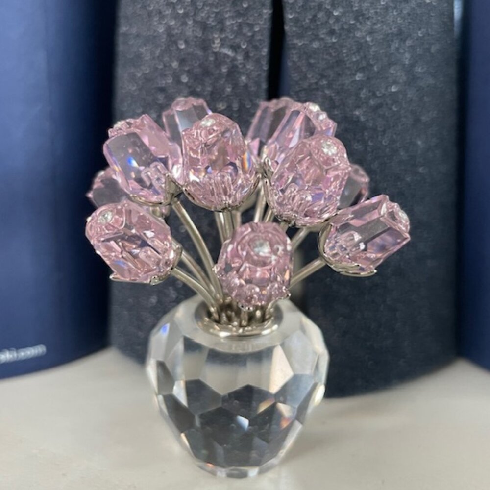 SWAROVSKI A DOZEN ROSES PINK WITH BOX PREOWNED